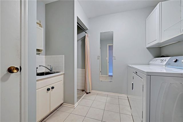 11521 Minor Drive, Kansas City, MO 64114