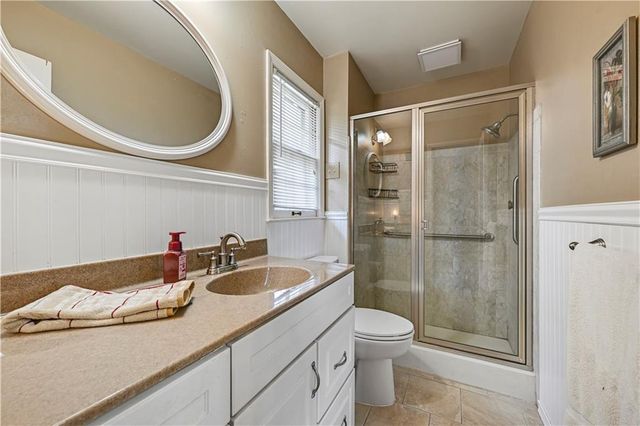 11521 Minor Drive, Kansas City, MO 64114