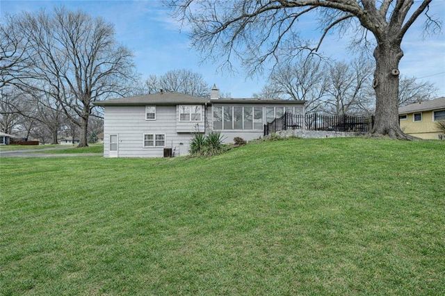 11521 Minor Drive, Kansas City, MO 64114