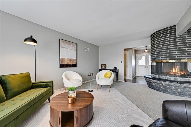 11521 Minor Drive, Kansas City, MO 64114