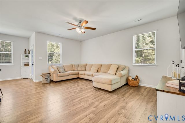 17412 Lawnfield Dr, Petersburg, VA 23803