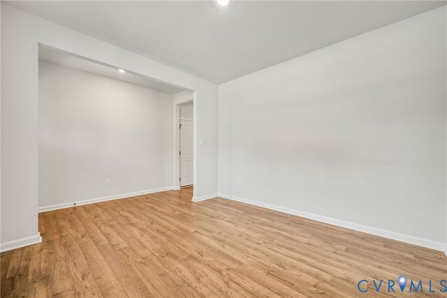 17412 Lawnfield Dr, Petersburg, VA 23803