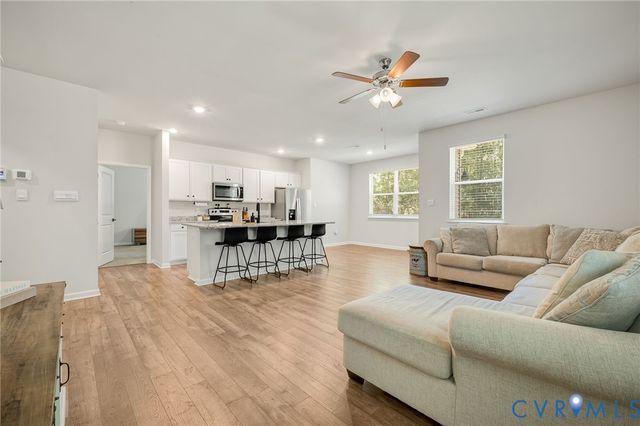 17412 Lawnfield Dr, Petersburg, VA 23803