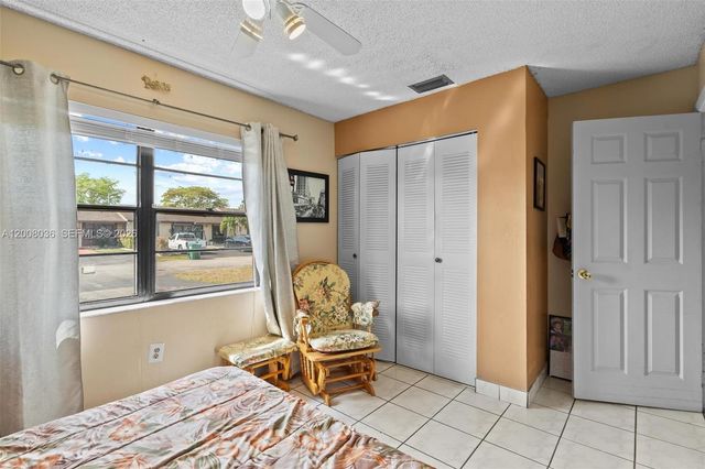 4829 SW 136th Pl, Miami, FL 33175