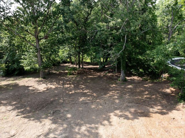 33 Reese Street 16-20, Asheville, NC 28804