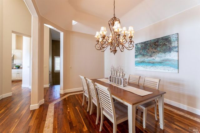 1143 Castle Oaks Dr, Napa, CA 94558