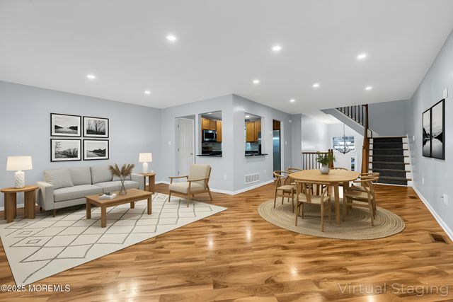 18 Bridgepointe Drive 207, South Amboy, NJ 08879