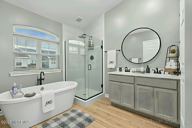 18 Bridgepointe Drive 207, South Amboy, NJ 08879