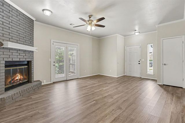 2113 S Robinson Avenue, Moore, OK 73170