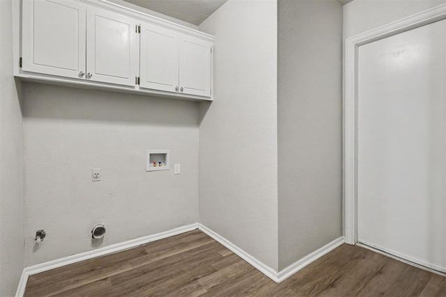 2113 S Robinson Avenue, Moore, OK 73170
