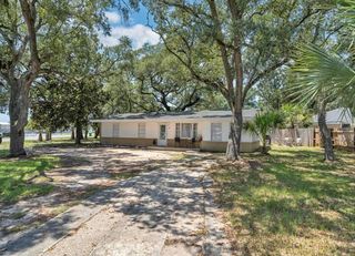 14 2Nd Avenue, Fort Walton Beach, FL 32547