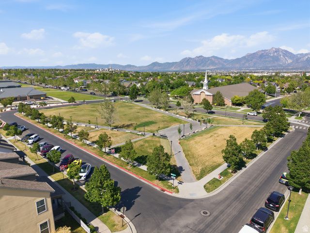11728 S DAY STONE DR, South Jordan, UT 84009