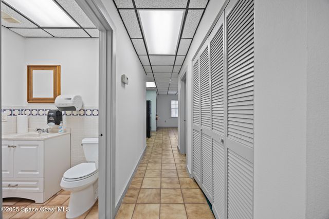 2255 N Courtenay Parkway, 1, Merritt Island, FL 32953