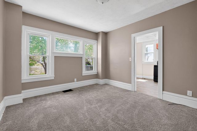 212 N Ogden Avenue, Columbus, OH 43204