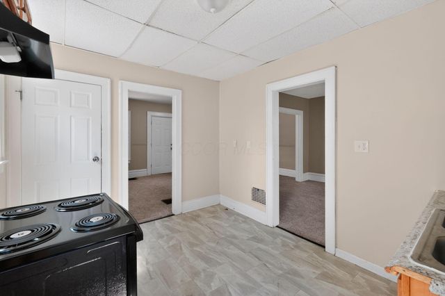212 N Ogden Avenue, Columbus, OH 43204