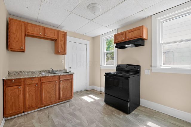 212 N Ogden Avenue, Columbus, OH 43204