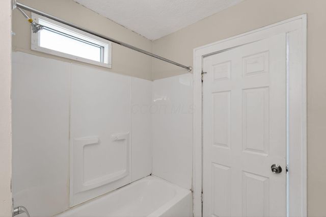 212 N Ogden Avenue, Columbus, OH 43204