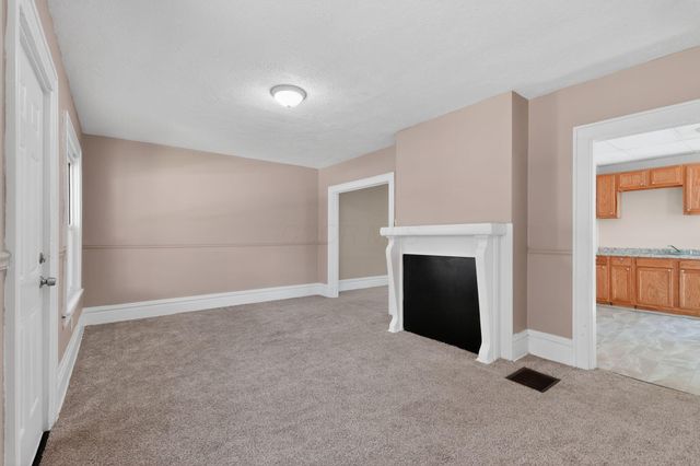 212 N Ogden Avenue, Columbus, OH 43204