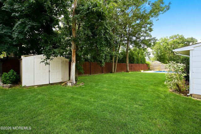 432 18th Avenue, Brick, NJ 08724