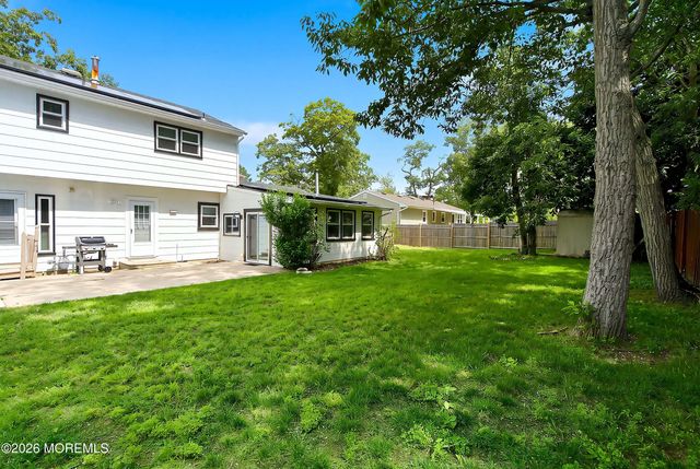 432 18th Avenue, Brick, NJ 08724