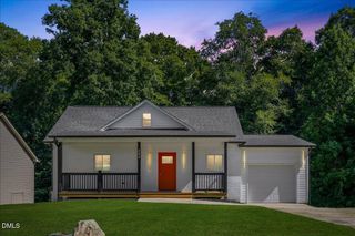 242 Oakdale Avenue, Clayton, NC 27520