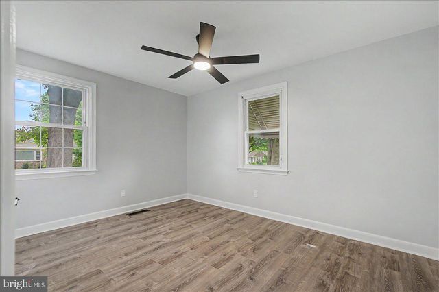 10 W DALE RD, Wilmington, DE 19810