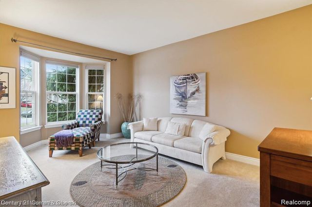 49288 Peninsular Drive, Van Buren Charter Township, MI 48111