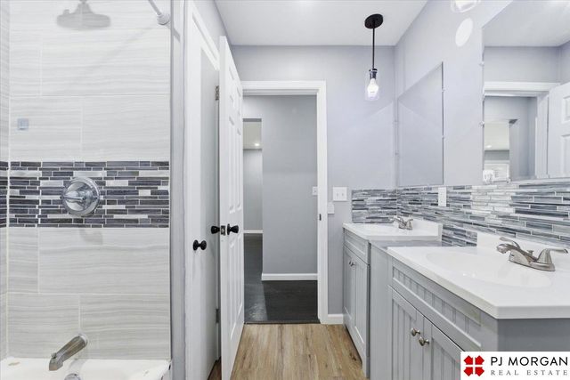 1416 N 56 Street, Omaha, NE 68132