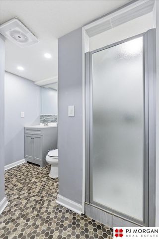 1416 N 56 Street, Omaha, NE 68132