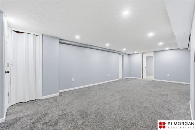 1416 N 56 Street, Omaha, NE 68132