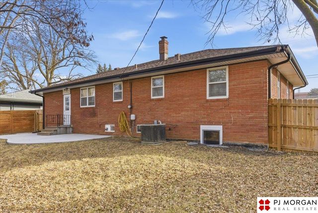 1416 N 56 Street, Omaha, NE 68132