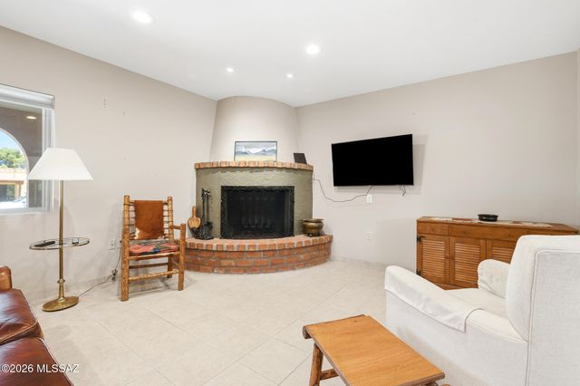 1349 N Paseo De Golf, Green Valley, AZ 85614