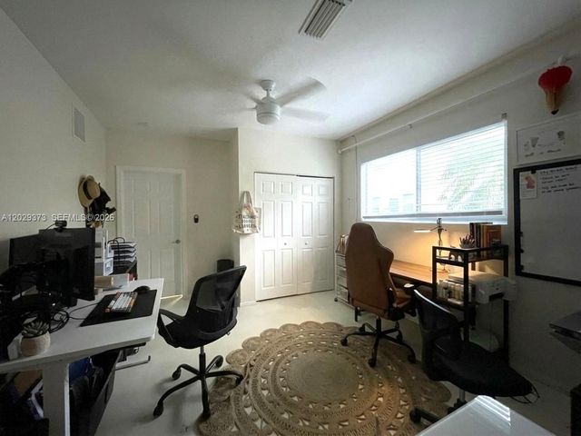 3166 NW 68th Ct, Fort Lauderdale, FL 33309
