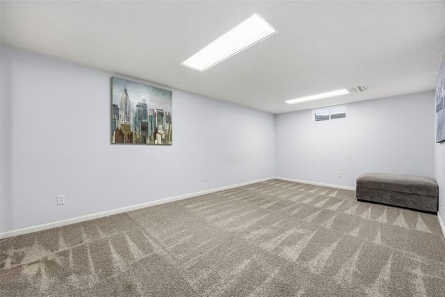 2765 16th Avenue, Marion, IA 52302