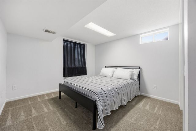 2765 16th Avenue, Marion, IA 52302