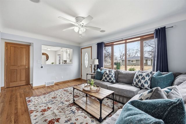 2765 16th Avenue, Marion, IA 52302