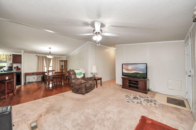 204 Edith Street, Highlands, TX 77562
