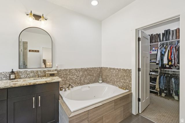 588 W 1175 N, Farmington, UT 84025