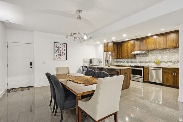 588 W 1175 N, Farmington, UT 84025