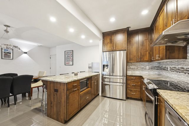 588 W 1175 N, Farmington, UT 84025