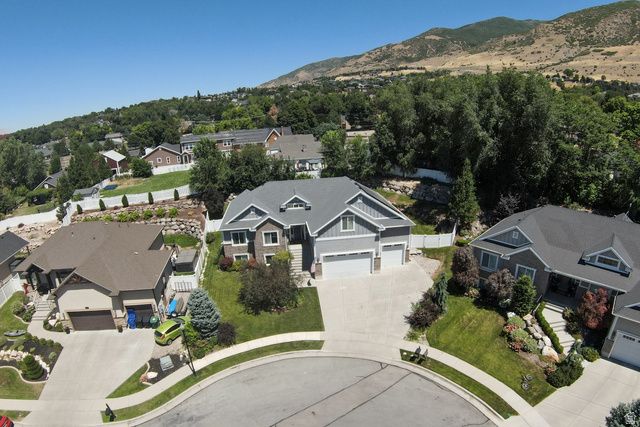 588 W 1175 N, Farmington, UT 84025
