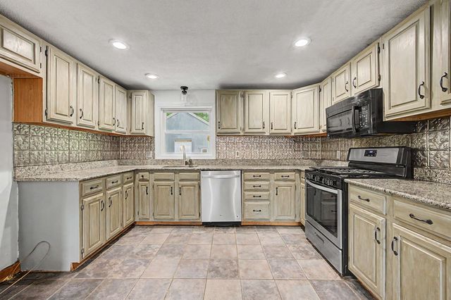 56 Brookside Road, Newbury, NH 03255