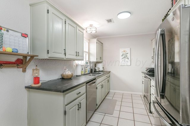 18920 Dee Lane, Canyon, TX 79015