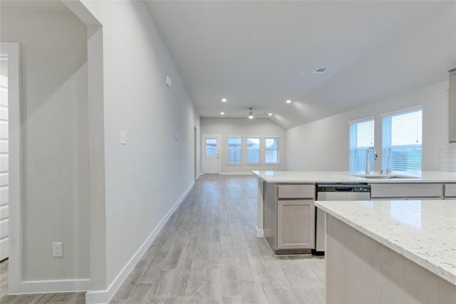 731 Orchard Vale Road, Rosharon, TX 77583