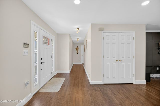 76 Coldspring Road, Freehold, NJ 07728