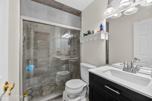 76 Coldspring Road, Freehold, NJ 07728