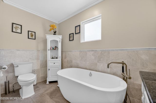 76 Coldspring Road, Freehold, NJ 07728