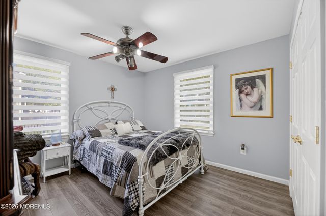 76 Coldspring Road, Freehold, NJ 07728