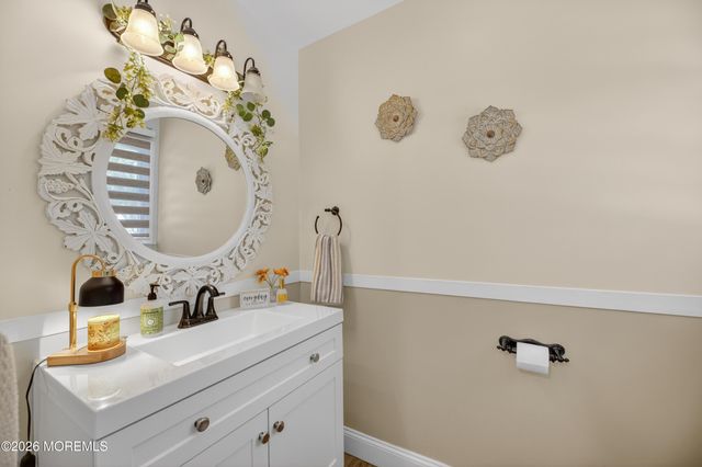 76 Coldspring Road, Freehold, NJ 07728