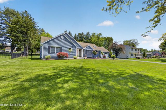 76 Coldspring Road, Freehold, NJ 07728